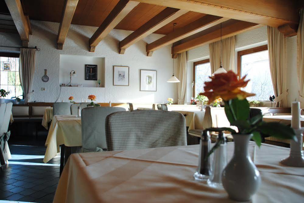 Hotel Restaurant Ferienwohnungen Alpenhof Уберзее Экстерьер фото